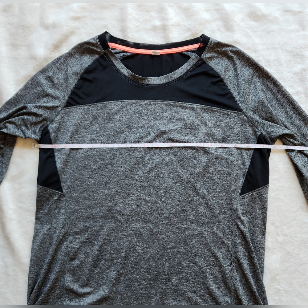 C9 by Champion Fitted Gray and Black Long Sleeve Top - Picture 6 of 9